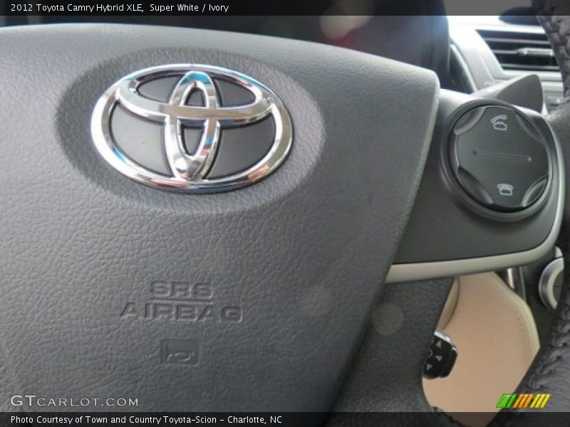 Super White / Ivory 2012 Toyota Camry Hybrid XLE