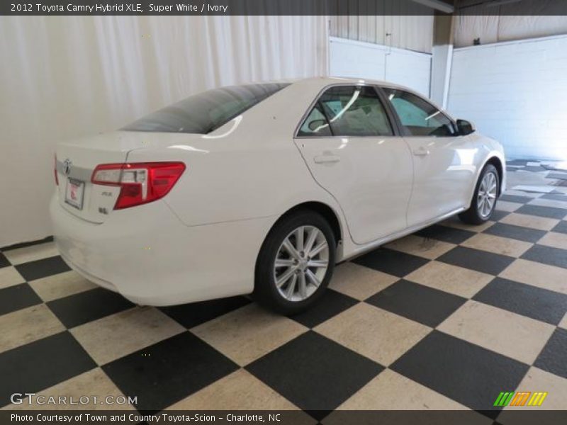 Super White / Ivory 2012 Toyota Camry Hybrid XLE