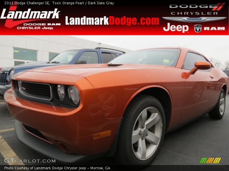 Toxic Orange Pearl / Dark Slate Gray 2011 Dodge Challenger SE