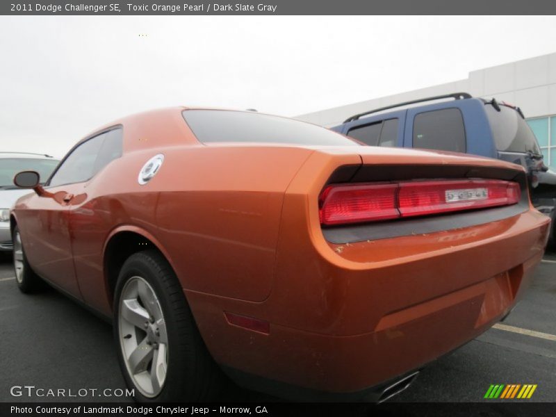 Toxic Orange Pearl / Dark Slate Gray 2011 Dodge Challenger SE