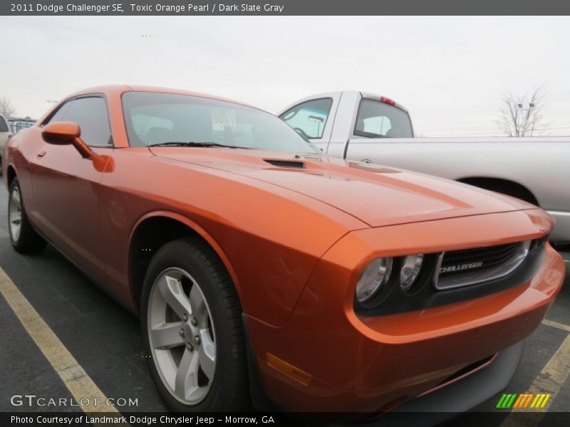 Toxic Orange Pearl / Dark Slate Gray 2011 Dodge Challenger SE