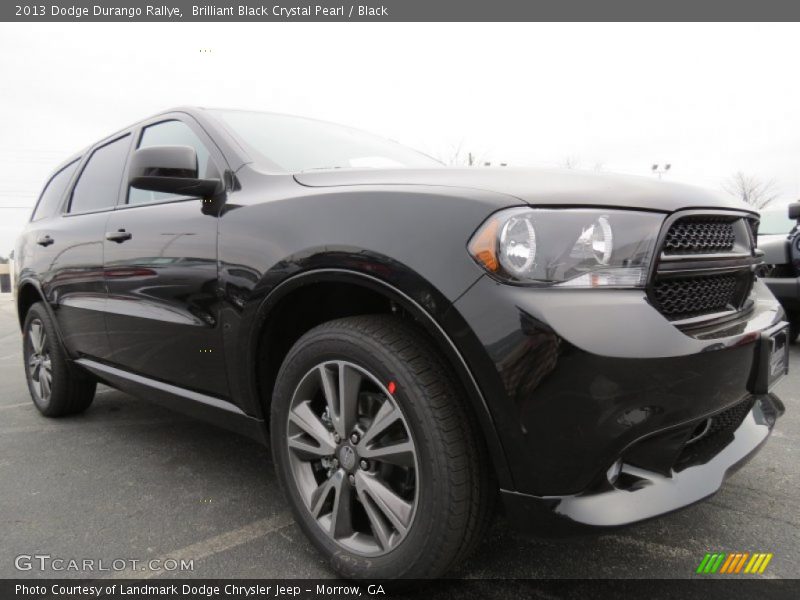 Front 3/4 View of 2013 Durango Rallye