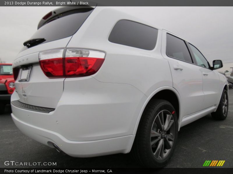 Bright White / Black 2013 Dodge Durango Rallye