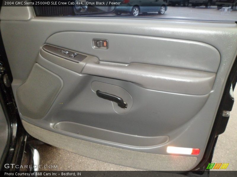 Onyx Black / Pewter 2004 GMC Sierra 2500HD SLE Crew Cab 4x4