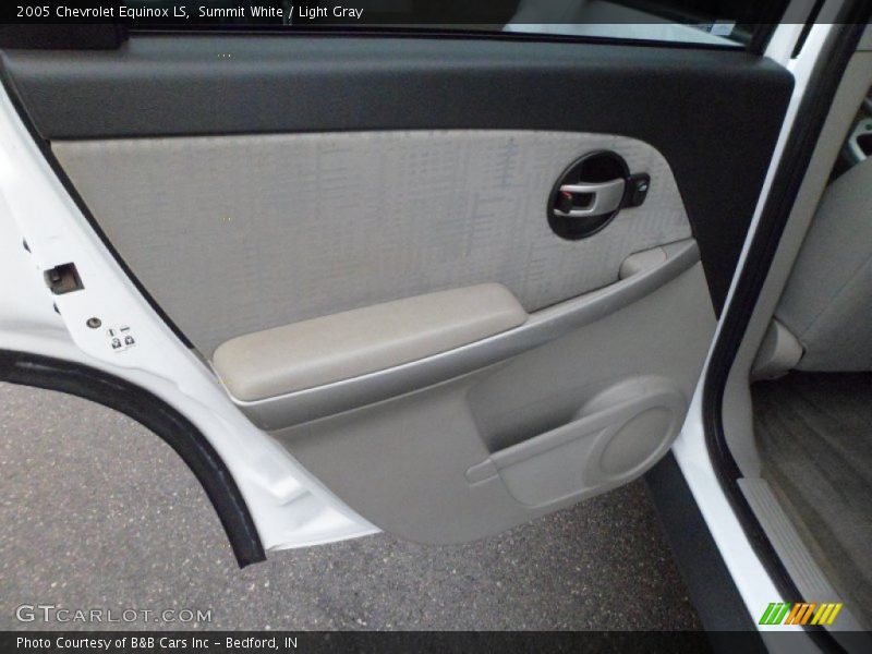 Door Panel of 2005 Equinox LS