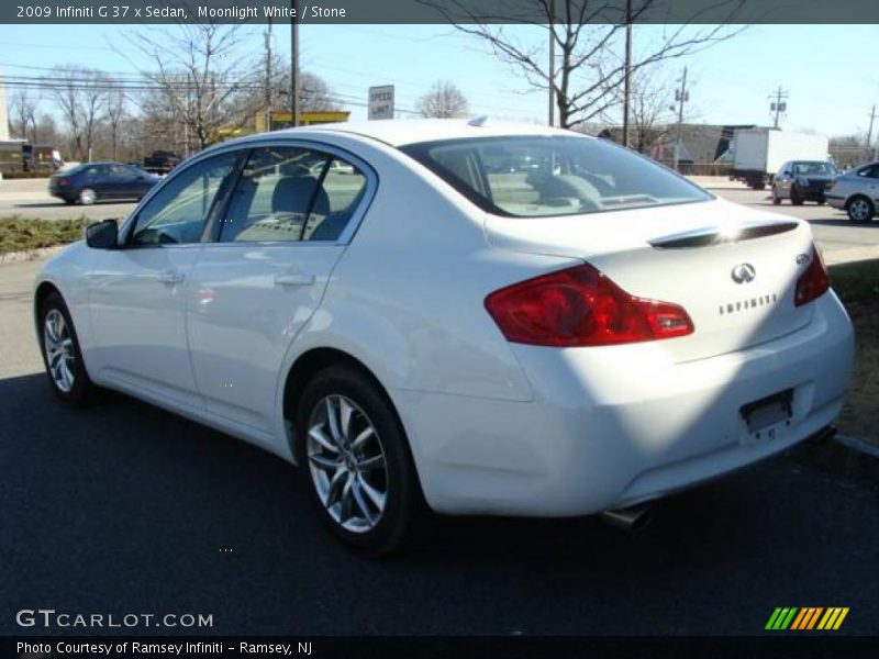 Moonlight White / Stone 2009 Infiniti G 37 x Sedan
