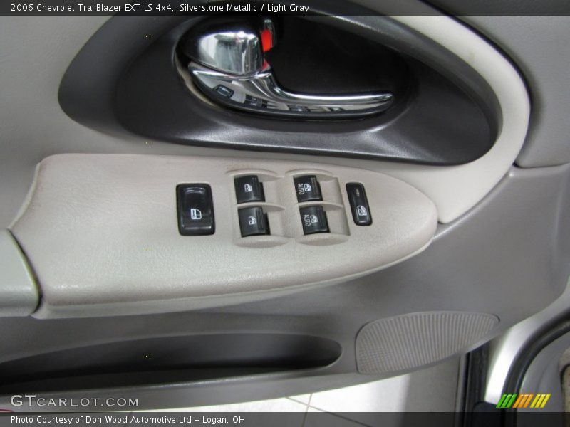 Silverstone Metallic / Light Gray 2006 Chevrolet TrailBlazer EXT LS 4x4