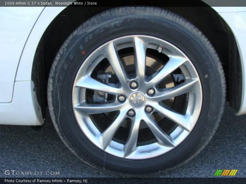 Moonlight White / Stone 2009 Infiniti G 37 x Sedan