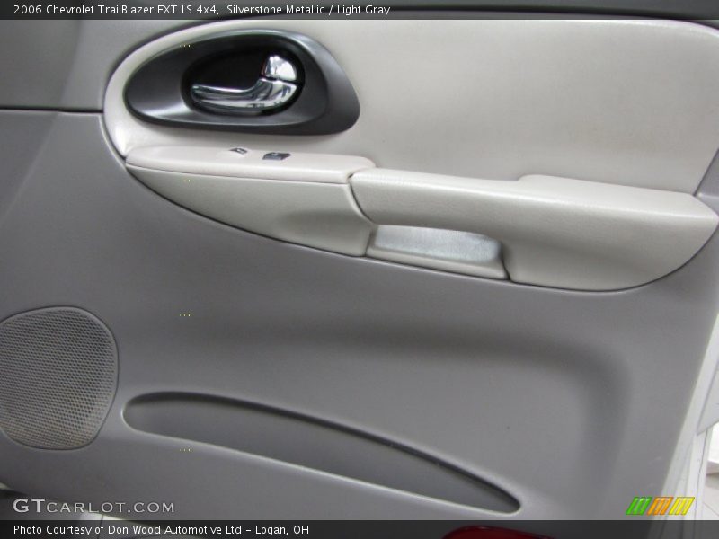 Silverstone Metallic / Light Gray 2006 Chevrolet TrailBlazer EXT LS 4x4