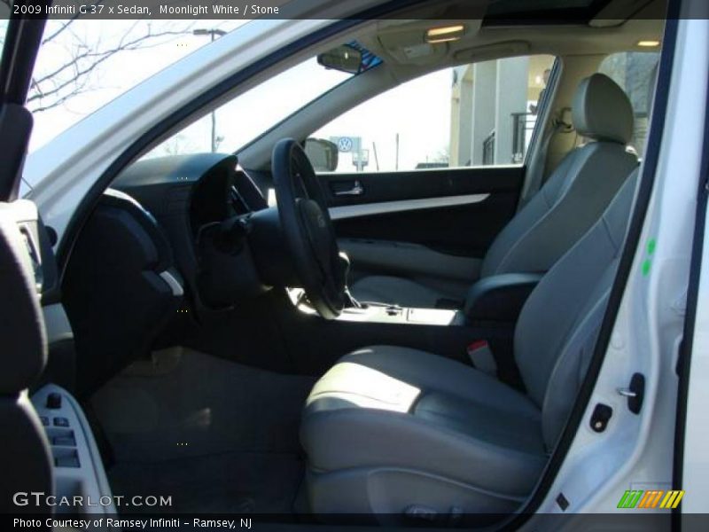 Moonlight White / Stone 2009 Infiniti G 37 x Sedan