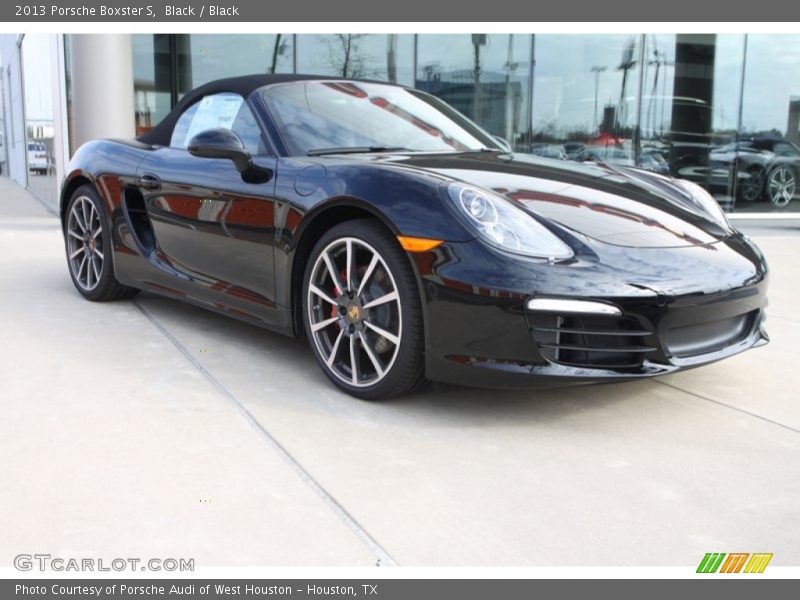 Front 3/4 View of 2013 Boxster S