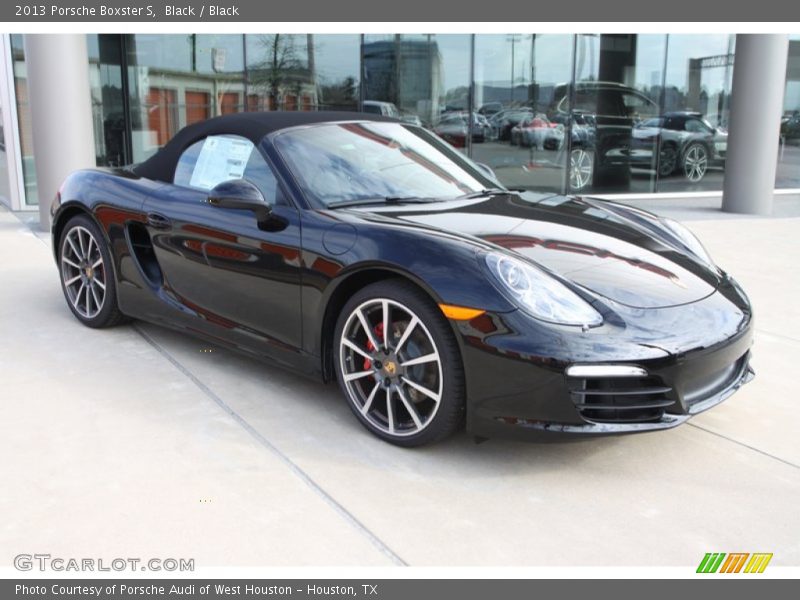 Front 3/4 View of 2013 Boxster S