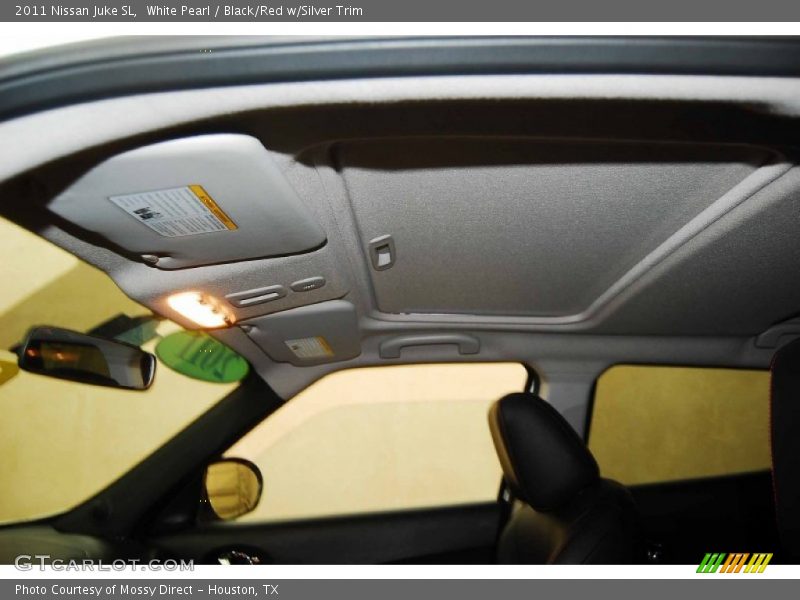 White Pearl / Black/Red w/Silver Trim 2011 Nissan Juke SL