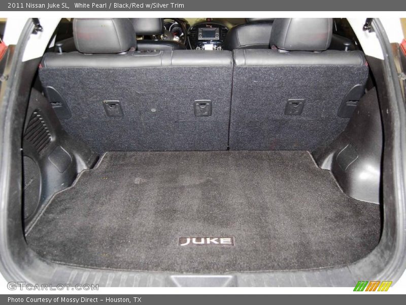 White Pearl / Black/Red w/Silver Trim 2011 Nissan Juke SL