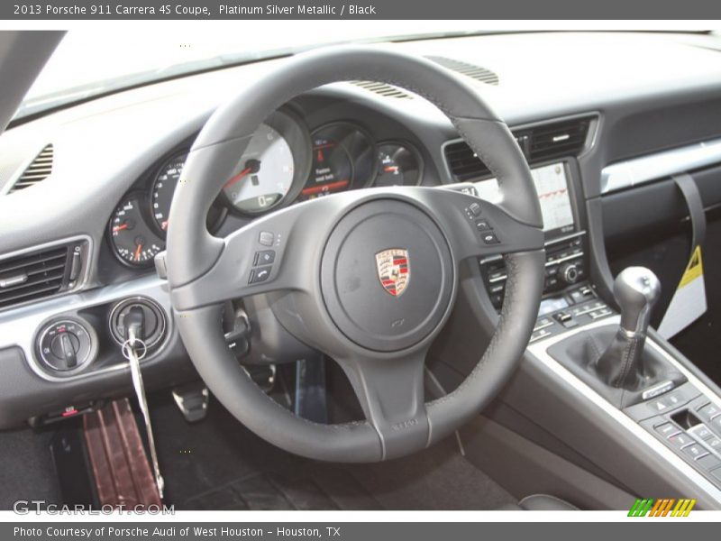  2013 911 Carrera 4S Coupe Steering Wheel