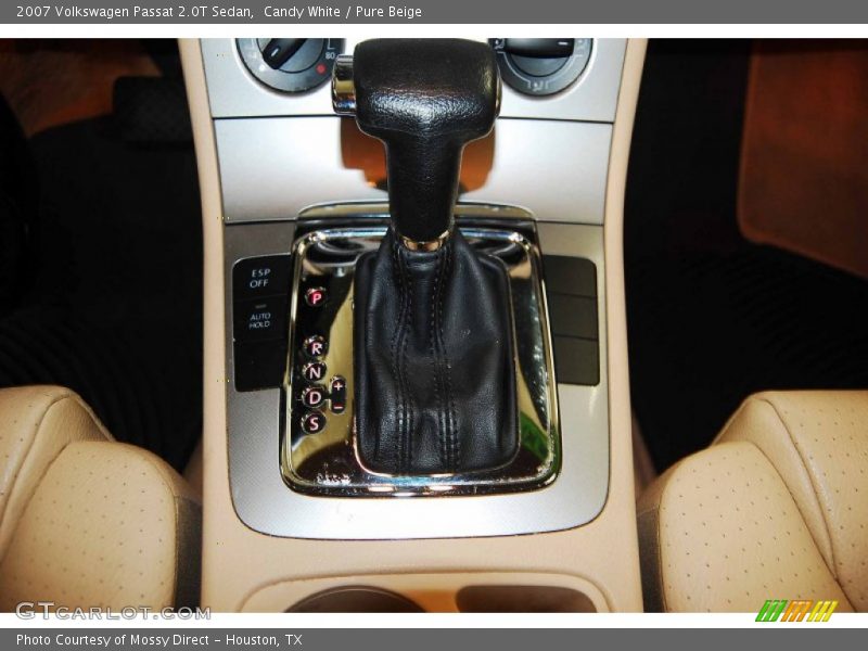 Candy White / Pure Beige 2007 Volkswagen Passat 2.0T Sedan