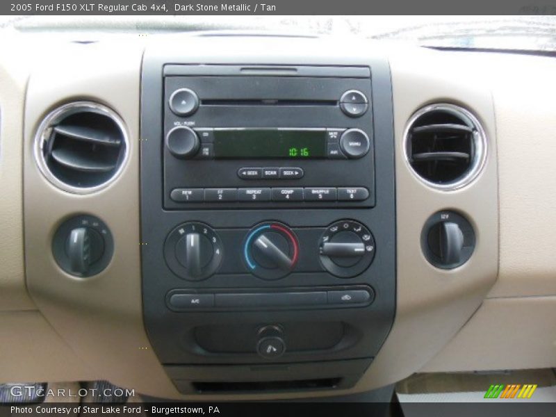 Dark Stone Metallic / Tan 2005 Ford F150 XLT Regular Cab 4x4