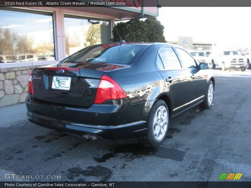 Atlantis Green Metallic / Medium Light Stone 2010 Ford Fusion SE