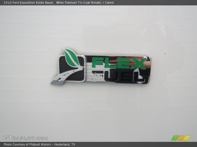 White Platinum Tri-Coat Metallic / Camel 2010 Ford Expedition Eddie Bauer