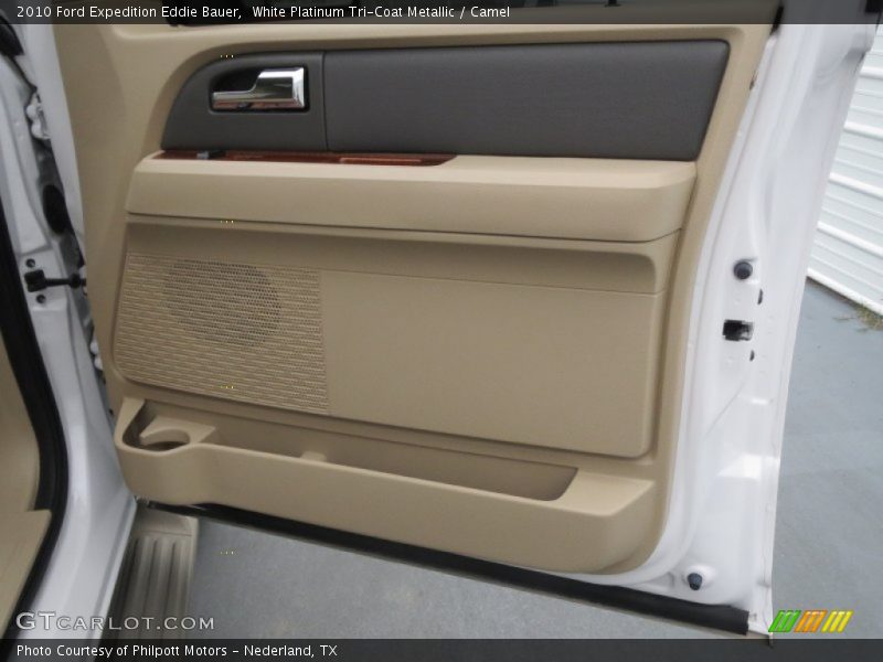 White Platinum Tri-Coat Metallic / Camel 2010 Ford Expedition Eddie Bauer