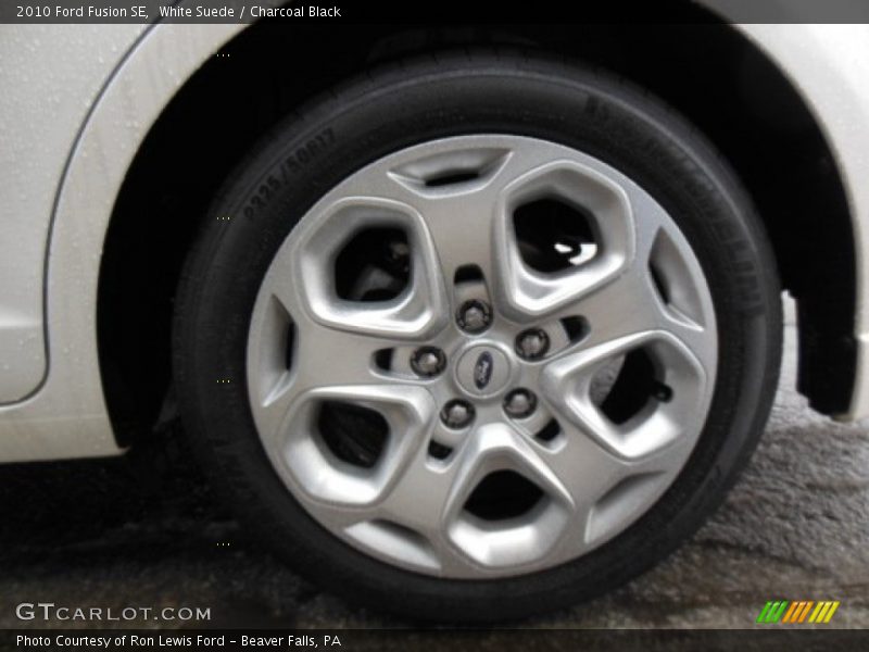 White Suede / Charcoal Black 2010 Ford Fusion SE