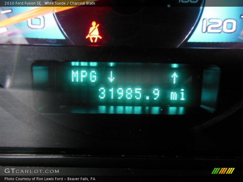 White Suede / Charcoal Black 2010 Ford Fusion SE
