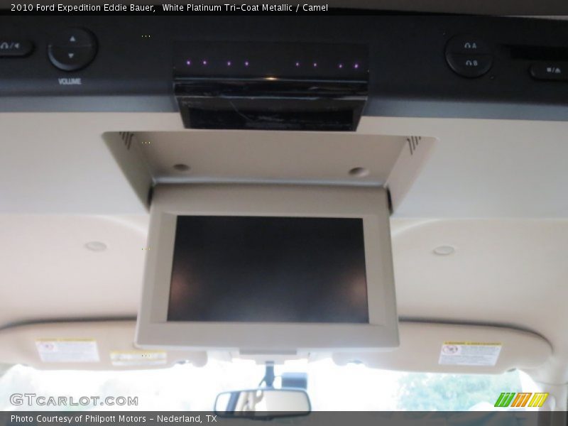 White Platinum Tri-Coat Metallic / Camel 2010 Ford Expedition Eddie Bauer