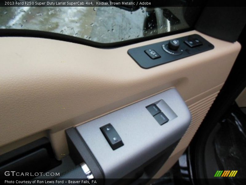 Kodiak Brown Metallic / Adobe 2013 Ford F250 Super Duty Lariat SuperCab 4x4
