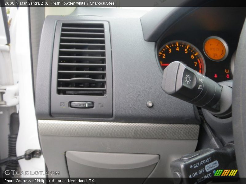Fresh Powder White / Charcoal/Steel 2008 Nissan Sentra 2.0