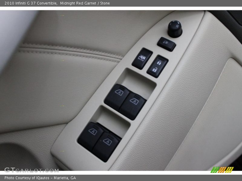 Controls of 2010 G 37 Convertible