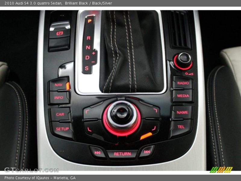 Controls of 2010 S4 3.0 quattro Sedan