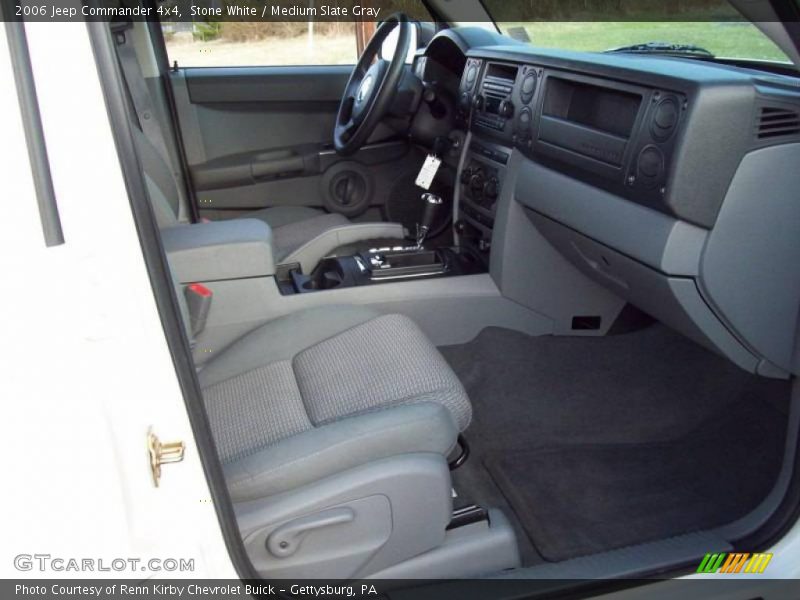 Stone White / Medium Slate Gray 2006 Jeep Commander 4x4