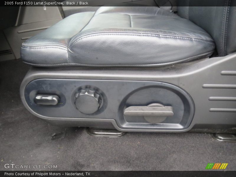 Black / Black 2005 Ford F150 Lariat SuperCrew