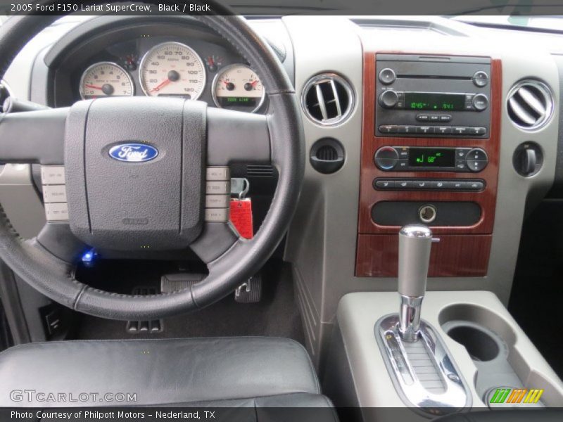 Black / Black 2005 Ford F150 Lariat SuperCrew