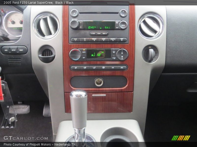 Black / Black 2005 Ford F150 Lariat SuperCrew