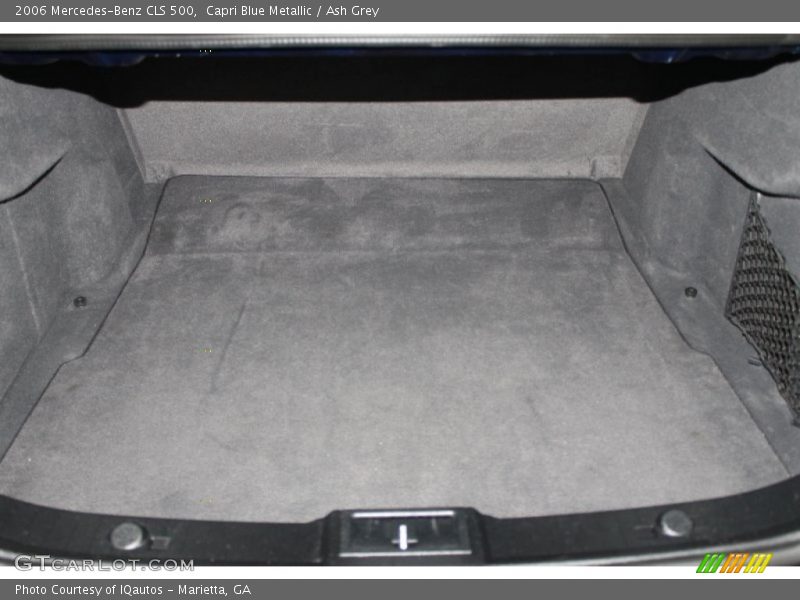  2006 CLS 500 Trunk