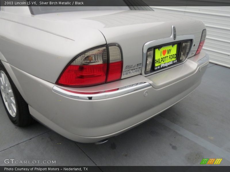 Silver Birch Metallic / Black 2003 Lincoln LS V6