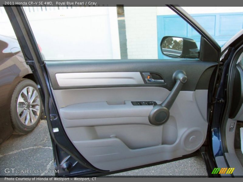 Royal Blue Pearl / Gray 2011 Honda CR-V SE 4WD