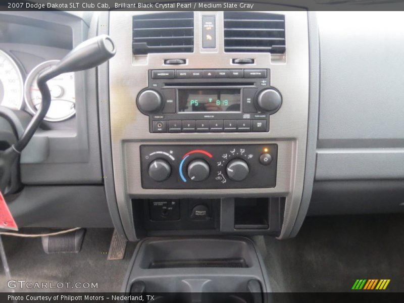 Controls of 2007 Dakota SLT Club Cab