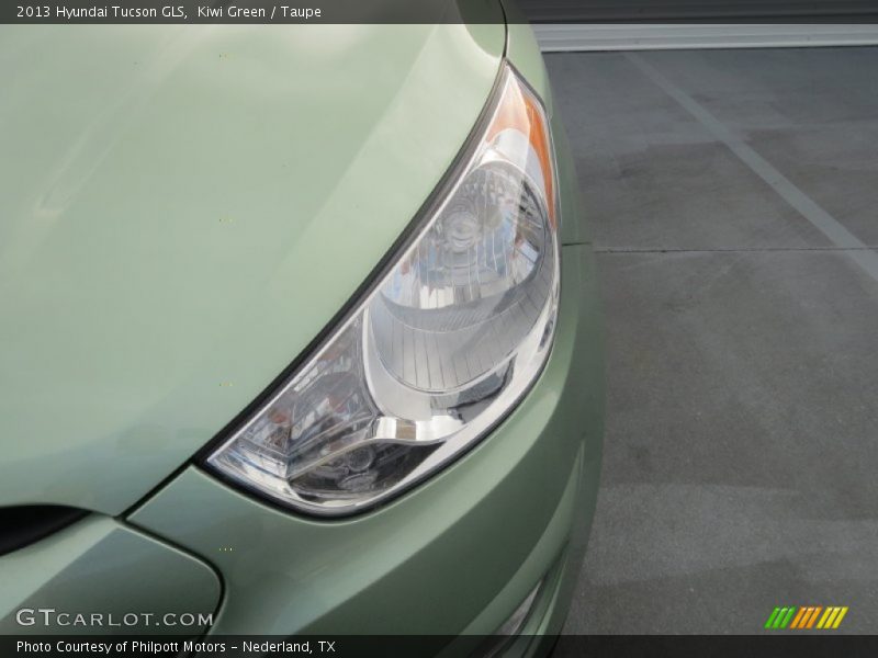 Kiwi Green / Taupe 2013 Hyundai Tucson GLS