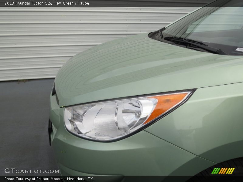 Kiwi Green / Taupe 2013 Hyundai Tucson GLS