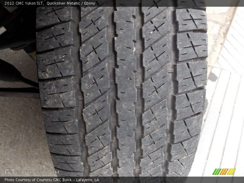 Quicksilver Metallic / Ebony 2012 GMC Yukon SLT