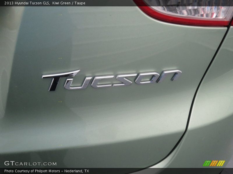 Kiwi Green / Taupe 2013 Hyundai Tucson GLS