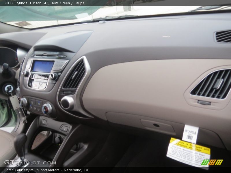 Kiwi Green / Taupe 2013 Hyundai Tucson GLS