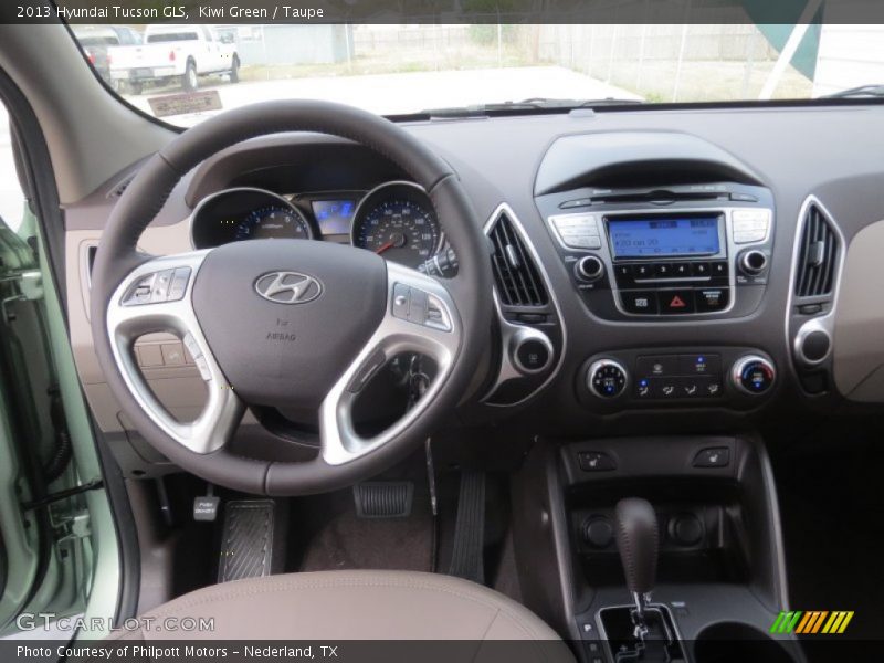 Kiwi Green / Taupe 2013 Hyundai Tucson GLS