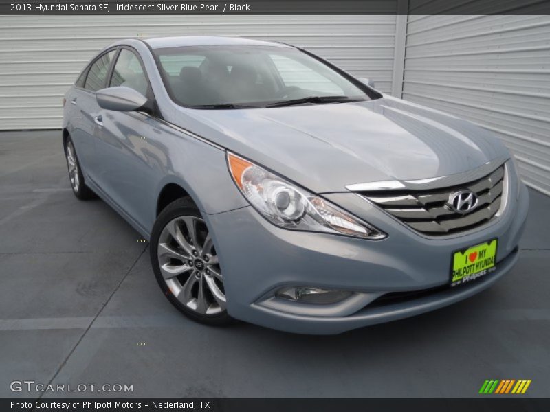 Iridescent Silver Blue Pearl / Black 2013 Hyundai Sonata SE