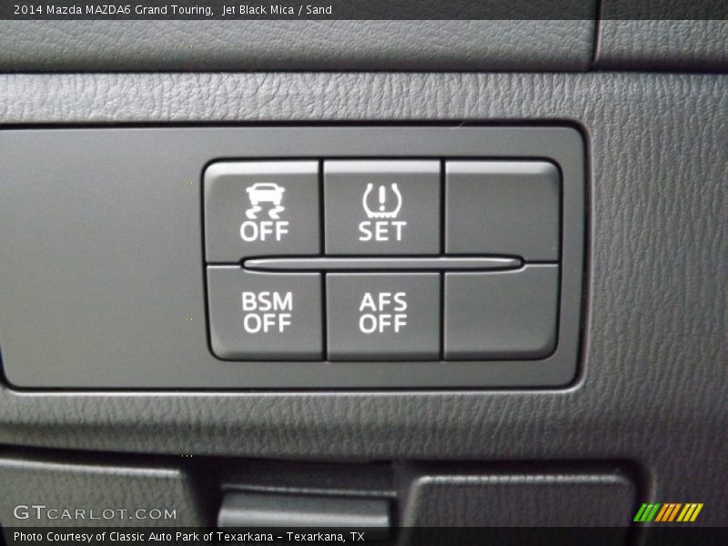 Controls of 2014 MAZDA6 Grand Touring