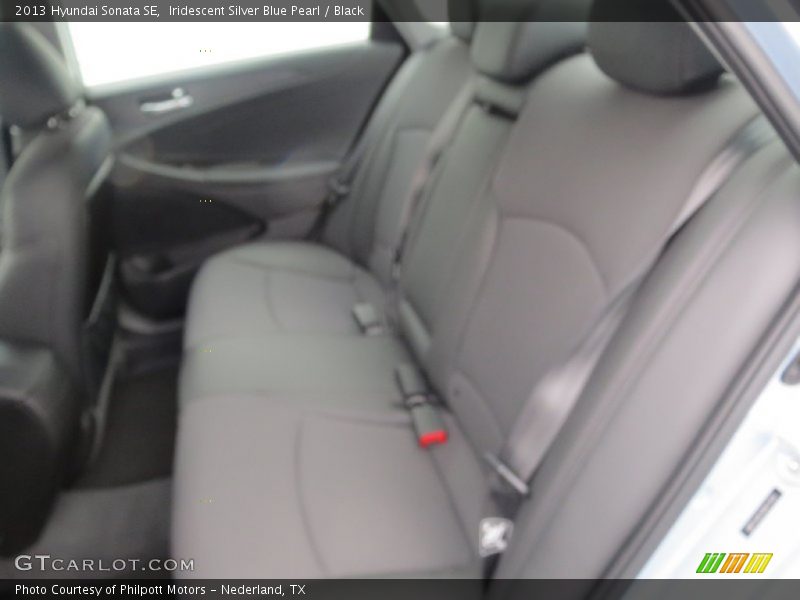 Iridescent Silver Blue Pearl / Black 2013 Hyundai Sonata SE