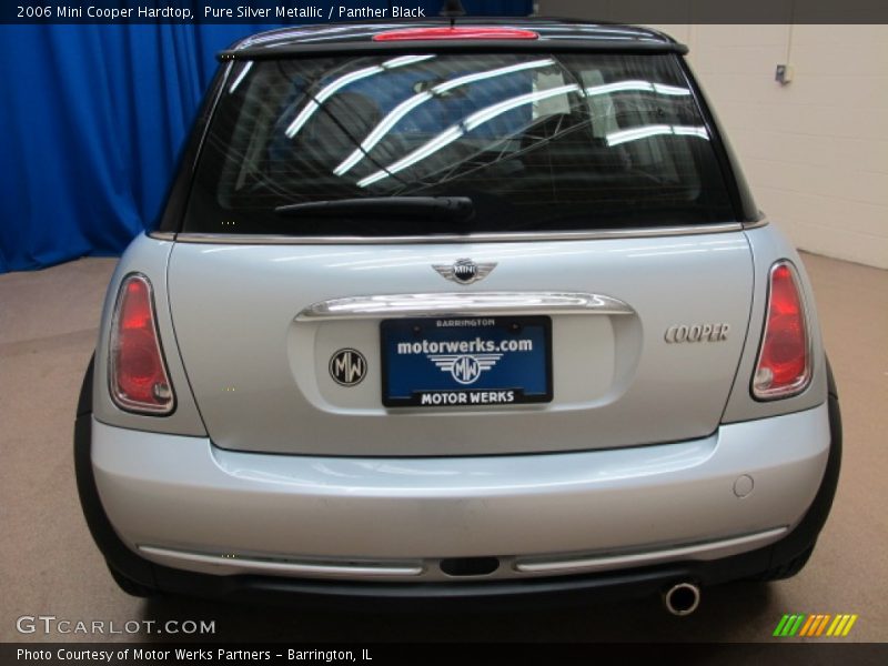 Pure Silver Metallic / Panther Black 2006 Mini Cooper Hardtop
