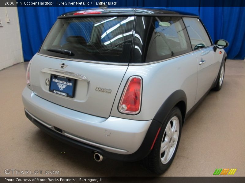 Pure Silver Metallic / Panther Black 2006 Mini Cooper Hardtop